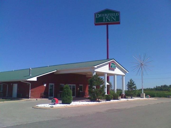 Steele Deerfield Inn And Suites מראה חיצוני תמונה