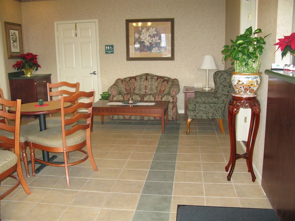 Steele Deerfield Inn And Suites מראה חיצוני תמונה